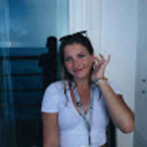 Meet your Posher, Ellie